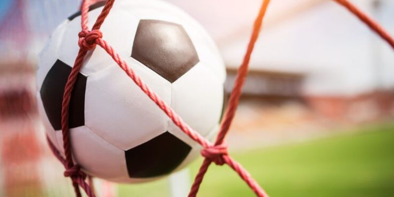 Hiểu về chấn thương mu bàn chân khi đá bóng