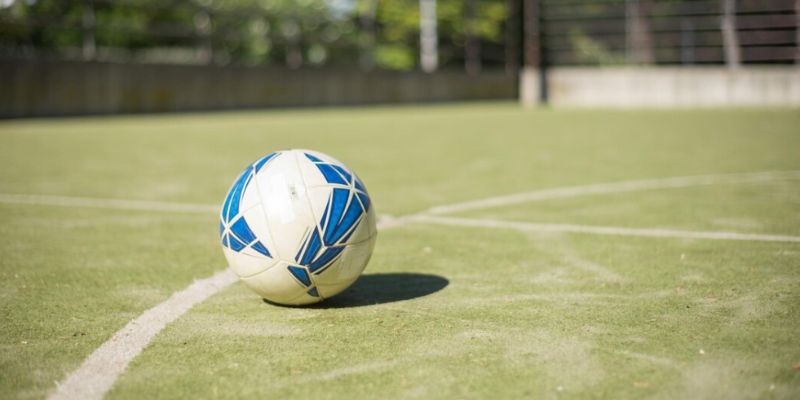 Cược thủ chờ đợi kết quả kèo giao bóng trước