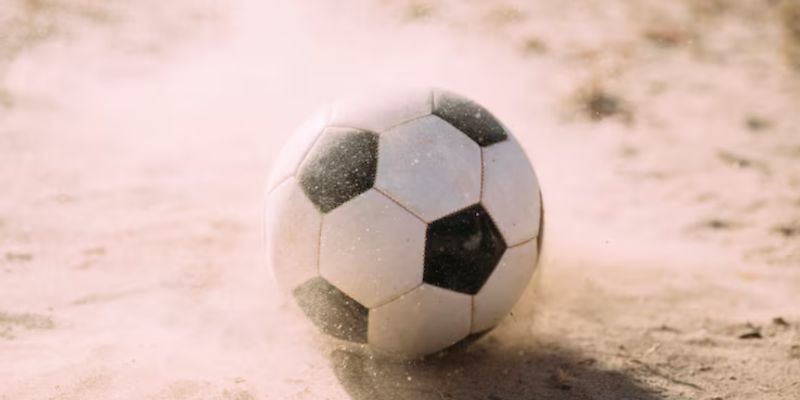 Sato Ryuji khẳng định đẳng cấp trọng tài